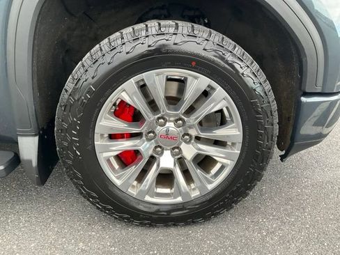 Used 2020 GMC Sierra 1500 Denali w/ Technology Package AWD/4WD image 18