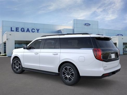 New 2026 Ford Expedition Max Active RWD image 4