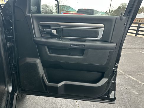 Used 2021 RAM 1500 Classic Warlock image 15