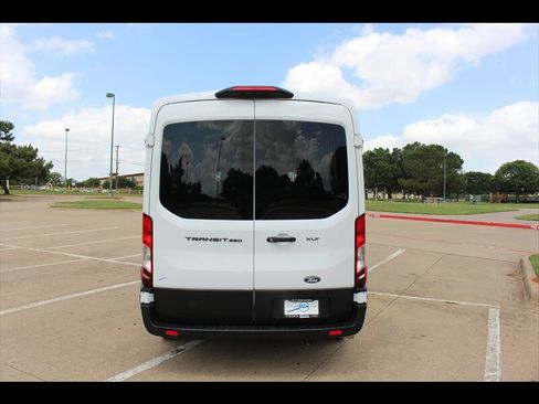 Used 2026 Ford Transit 350 XLT RWD image 3