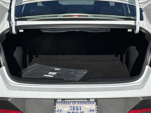 New 2026 Hyundai Elantra Blue image 18