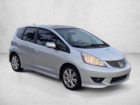 Used 2011 Honda Fit Sport image 3