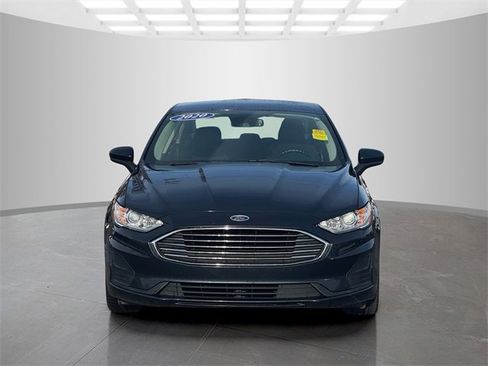Used 2020 Ford Fusion SE image 2