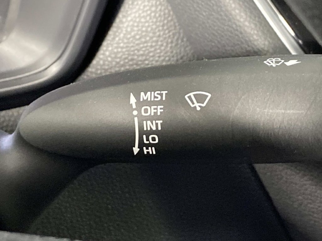 Used 2023 Toyota Corolla LE w/ Carpet Mat Package (TMS) FWD image 17