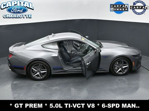Used 2025 Ford Mustang GT Premium RWD image 28