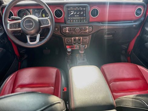 Certified 2023 Jeep Wrangler Unlimited Rubicon 4xe AWD/4WD image 25