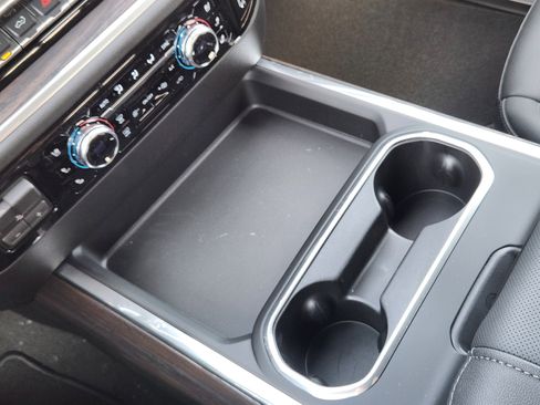 New 2026 GMC Sierra 3500 SLT w/ Texas SLT Premium Package image 16