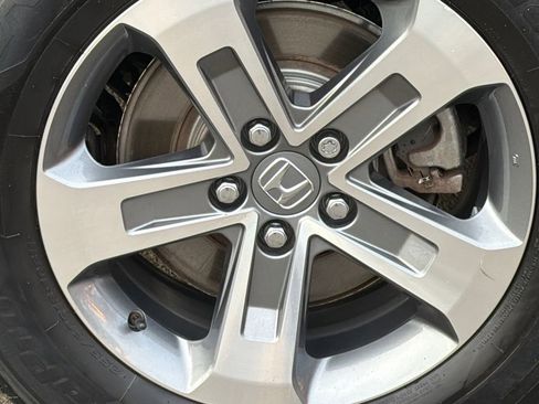 Used 2023 Honda Pilot EX-L image 6