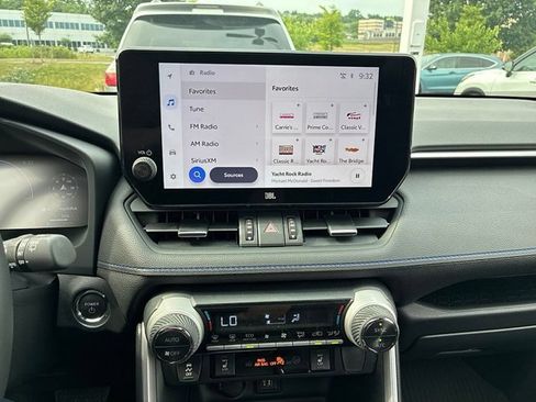 Certified 2025 Toyota RAV4 XSE w/ Advanced Technology Package AWD/4WD image 29