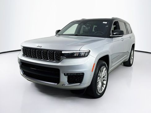 Used 2023 Jeep Grand Cherokee L Summit w/ Luxury Tech Group V AWD/4WD image 1