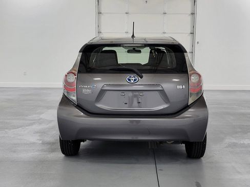 Used 2013 Toyota Prius C One FWD image 7