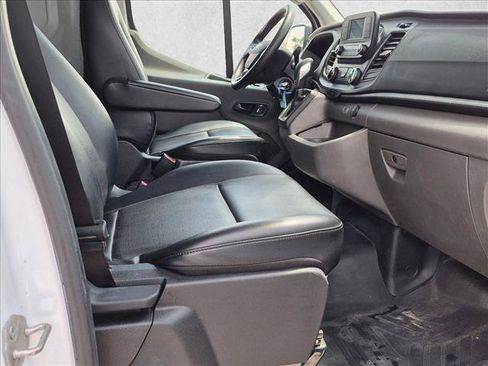 Used 2024 Ford Transit 250 148 High Roof RWD image 18