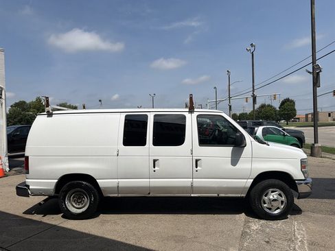 Used 2012 Ford E-150 and Econoline 150 w/ Commercial Cargo Van Pkg RWD image 5