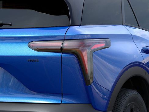 New 2026 Chevrolet Blazer EV LT w/ Midnight/Sport Edition FWD image 11