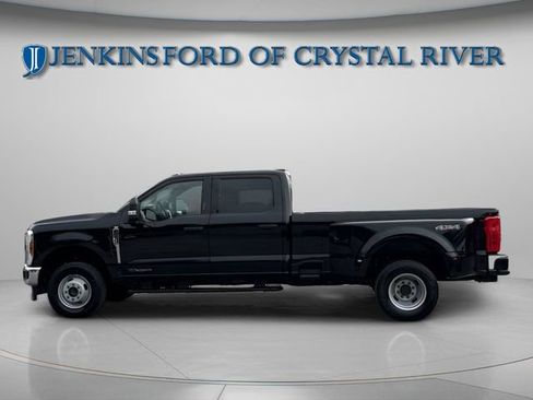 Certified 2024 Ford F350 XLT image 7