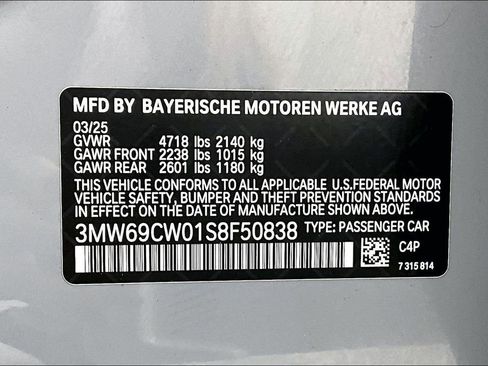 Used 2025 BMW 330i Sedan w/ M Sport Package image 42