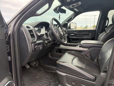 Used 2022 RAM 2500 Laramie w/ Night Edition AWD/4WD image 13