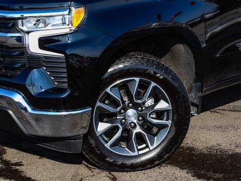 Used 2022 Chevrolet Silverado 1500 LT image 43