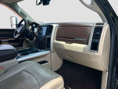 Used 2017 RAM 2500 Laramie AWD/4WD image 28