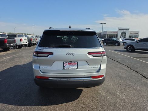 Used 2025 Jeep Grand Cherokee L Laredo w/ Luxury Tech Group I AWD/4WD image 6