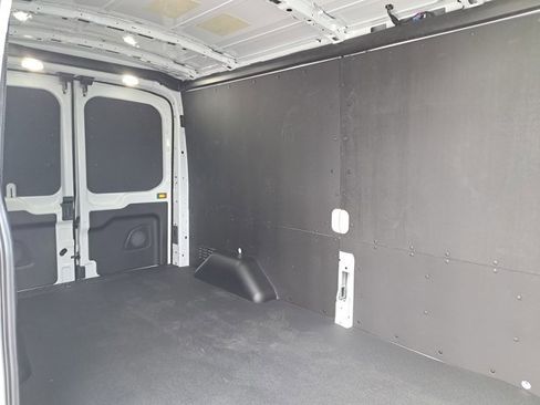 New 2026 Ford Transit 250 148 Medium Roof w/ Load Area Protection Package RWD image 14