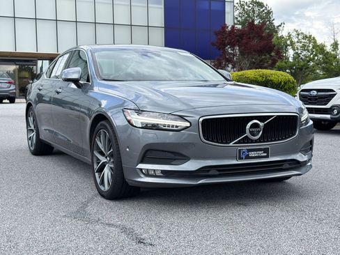 Used 2017 Volvo S90 T6 Momentum w/ Vision Package AWD/4WD image 7