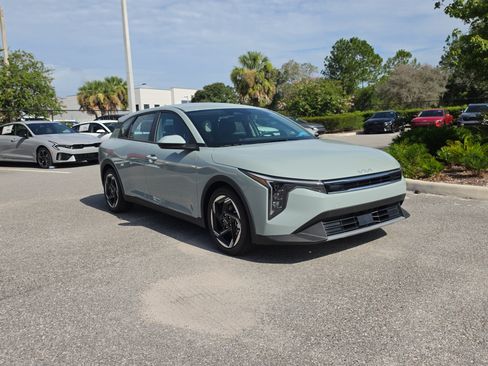 New 2026 Kia K4 EX FWD image 2