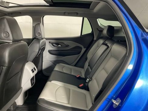 Used 2024 GMC Terrain SLT w/ LPO, Floor Liner Package AWD/4WD image 34