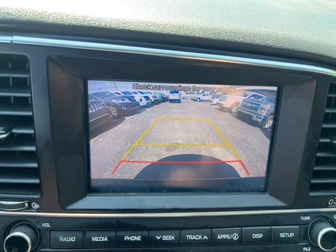 Used 2018 Hyundai Elantra Sport w/ Cargo Package FWD image 10
