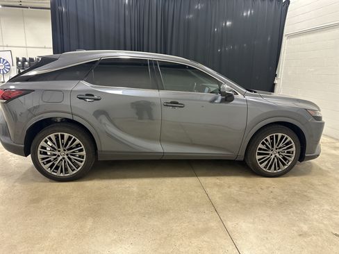 Certified 2026 Lexus RX 450h AWD w/ Convenience Package image 12