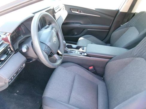 Used 2025 Toyota Camry LE FWD image 13