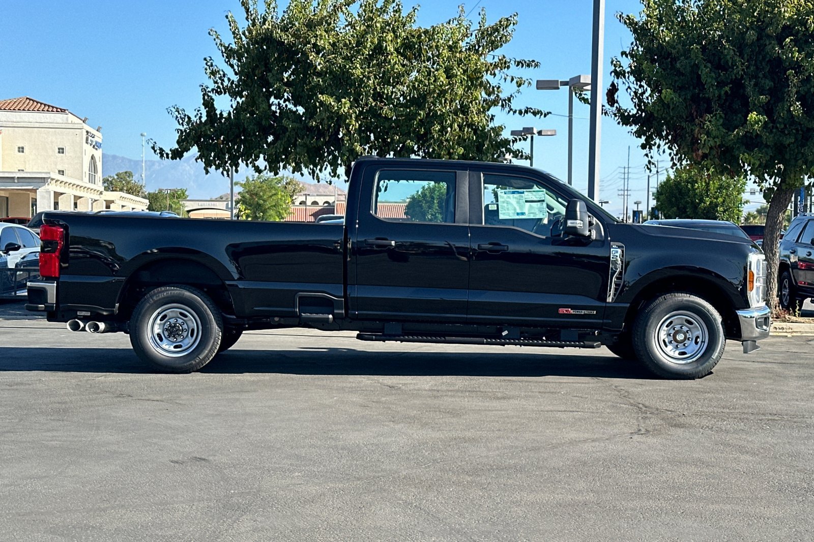 New 2026 Ford F250 XL w/ 360-Degree Camera Package RWD image 3