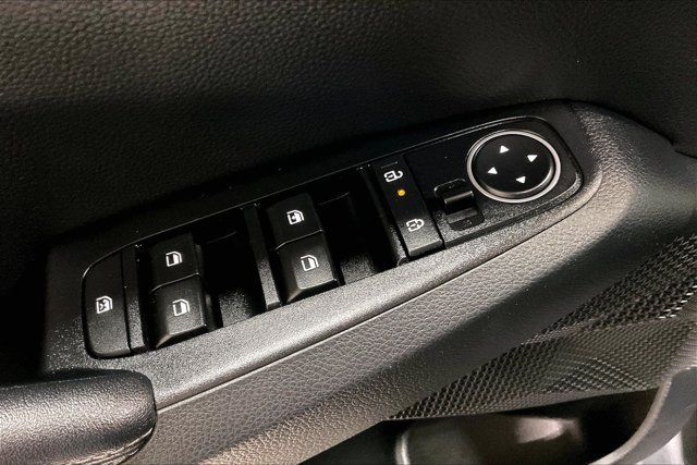 Used 2024 Kia Seltos S AWD/4WD image 39