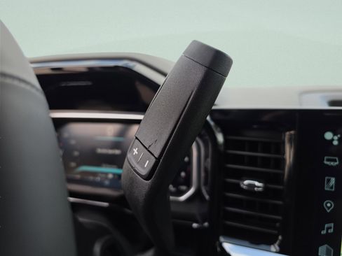 New 2026 Chevrolet Silverado 2500 ZR2 AWD/4WD image 30
