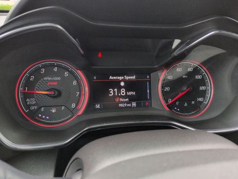Used 2022 Chevrolet TrailBlazer RS w/ Sun and Liftgate Package AWD/4WD image 11