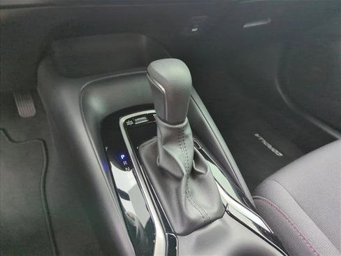 Used 2024 Toyota Corolla SE image 11