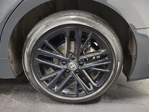 Used 2025 Toyota Camry SE image 10