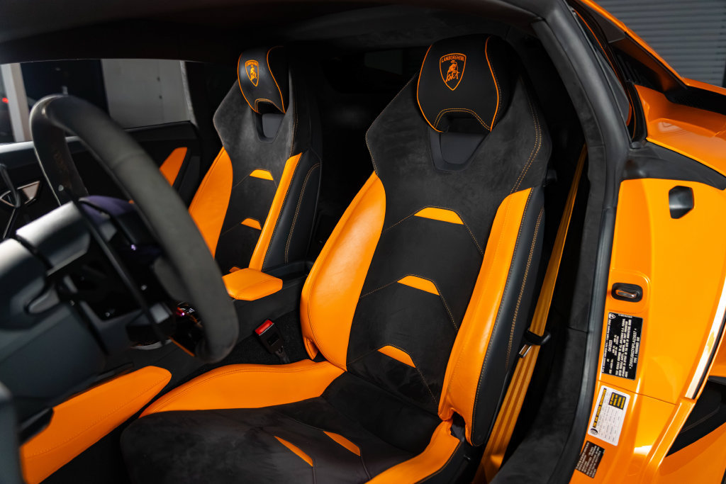 Used 2023 Lamborghini Huracan Tecnica RWD image 17