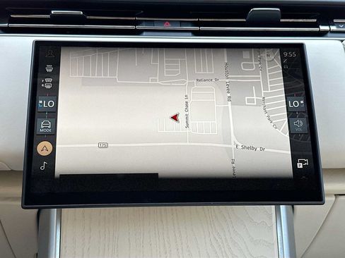 Used 2024 Land Rover Range Rover Autobiography AWD/4WD image 13