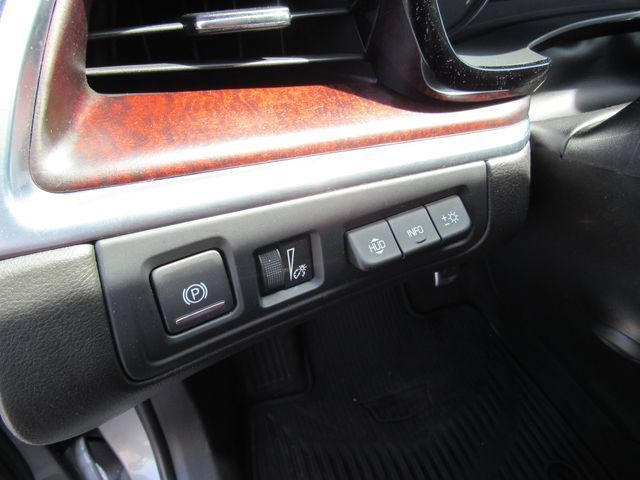 Certified 2023 Cadillac XT5 Sportv w/ Technology Package AWD/4WD image 16