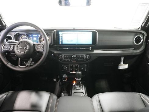 New 2026 Jeep Gladiator Sport image 12