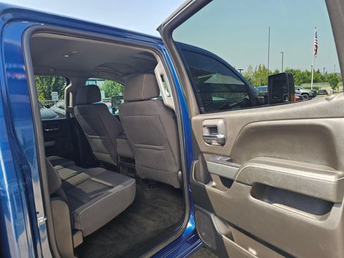 Used 2016 Chevrolet Silverado 2500 LT w/ LT Convenience Package AWD/4WD image 17