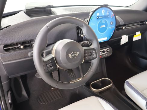 New 2026 MINI Cooper 2-Door Hardtop FWD image 2