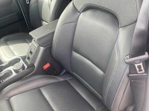 New 2025 Ford Bronco Badlands image 17