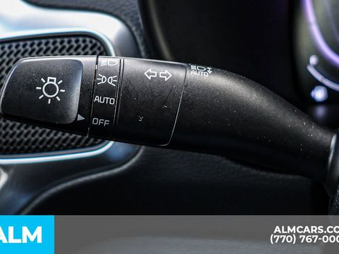 Used 2025 Kia Soul LX w/ LX Technology Package FWD image 33