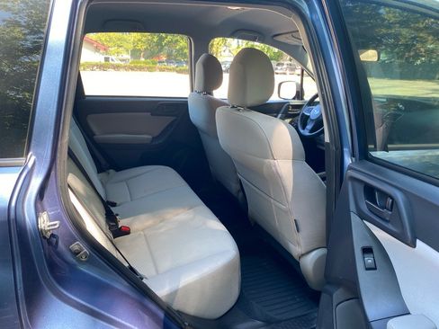 Used 2016 Subaru Forester 2.5i w/ Alloy Wheel Package AWD/4WD image 21