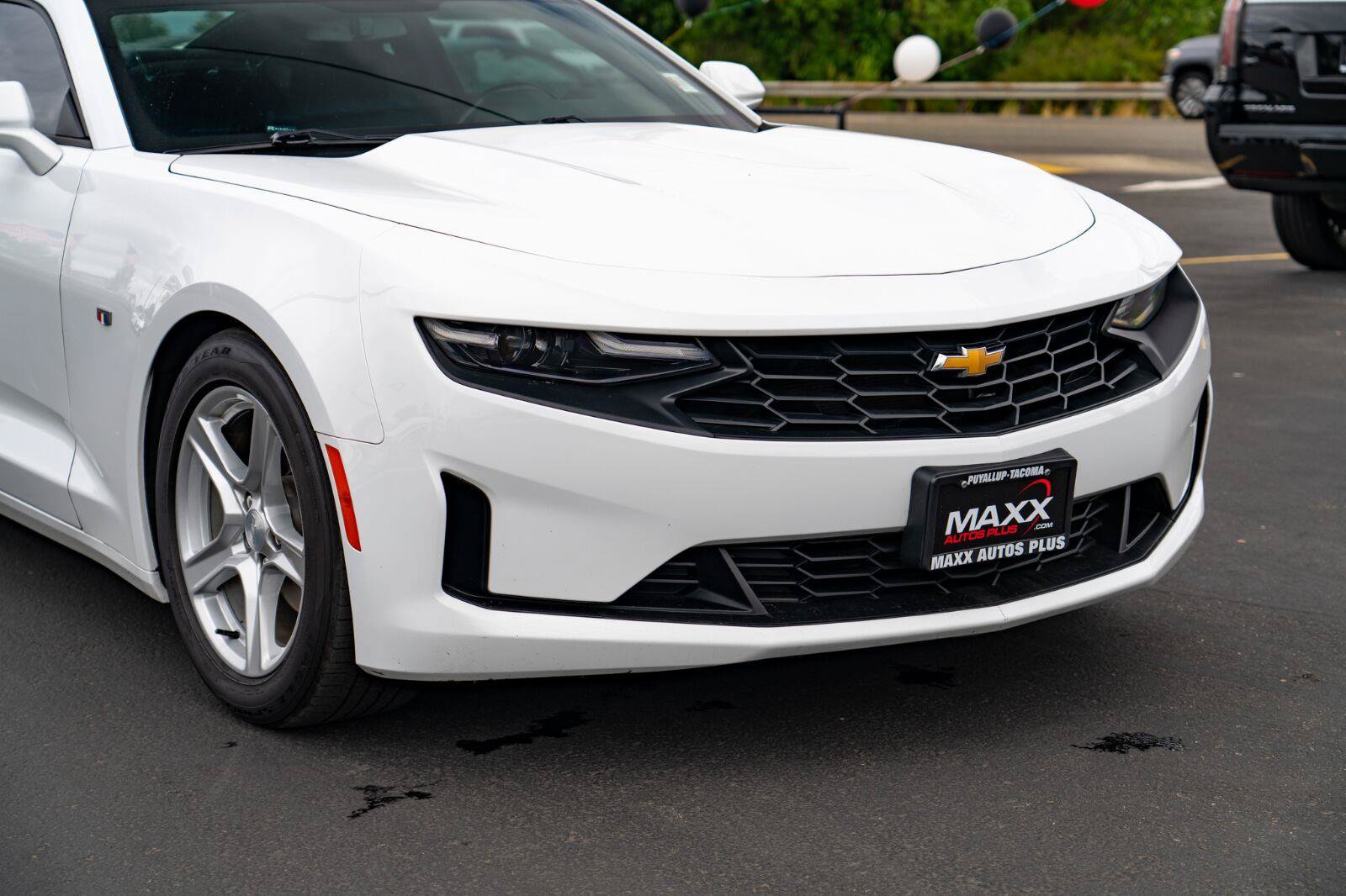 Used 2023 Chevrolet Camaro LT RWD image 7