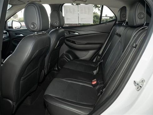 Used 2025 Buick Encore GX Avenir w/ Avenir Technology Package image 38