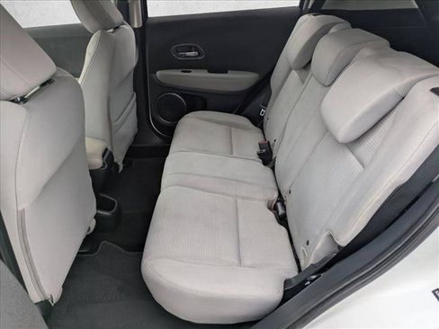 Used 2019 Honda HR-V EX image 17
