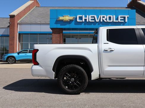 Used 2024 Toyota Tundra Limited w/ Nightshade Package AWD/4WD image 40